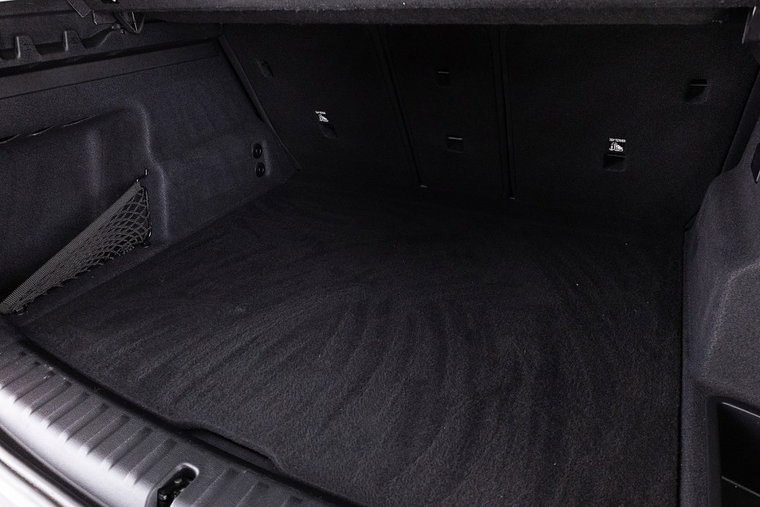 Vehicle Image 52