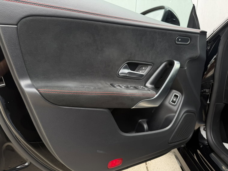 Vehicle Image 50