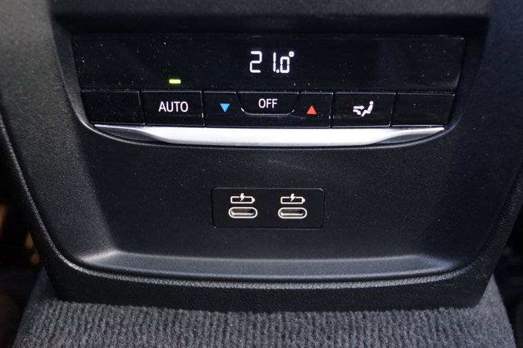 Vehicle Image 38