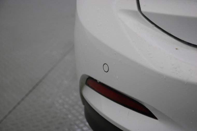 Vehicle Image 33