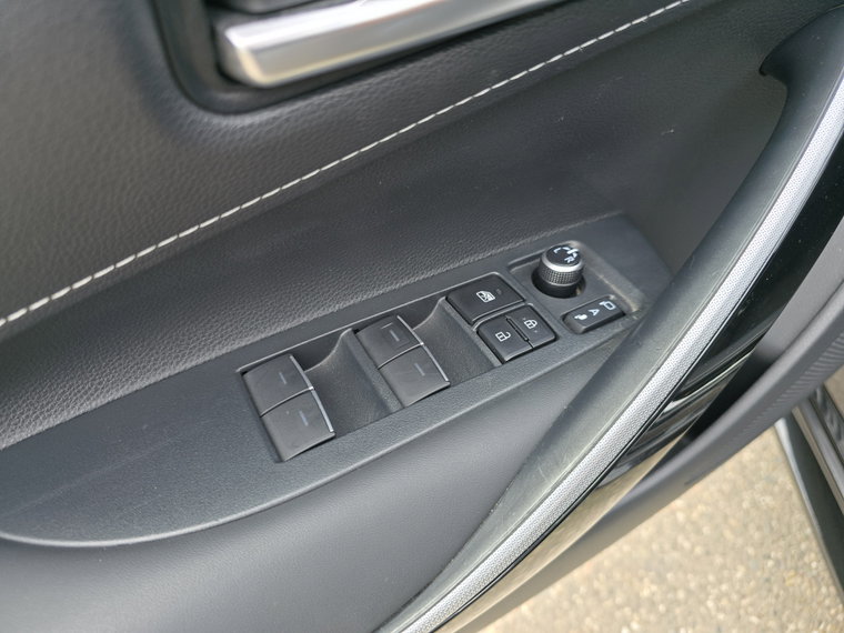 Vehicle Image 27