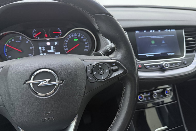 Vehicle Image 25