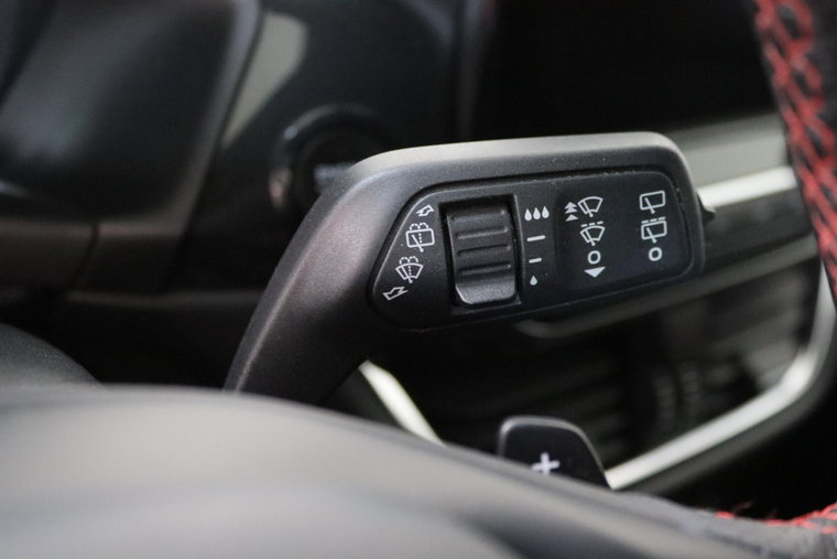 Vehicle Image 33
