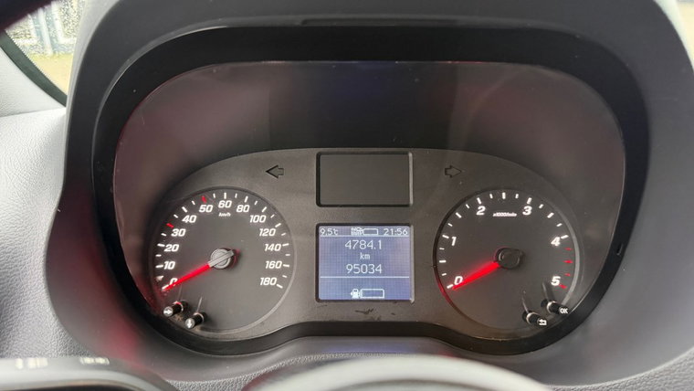 Vehicle Image 21