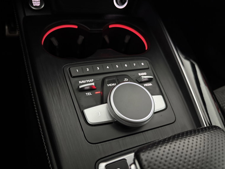 Vehicle Image 36