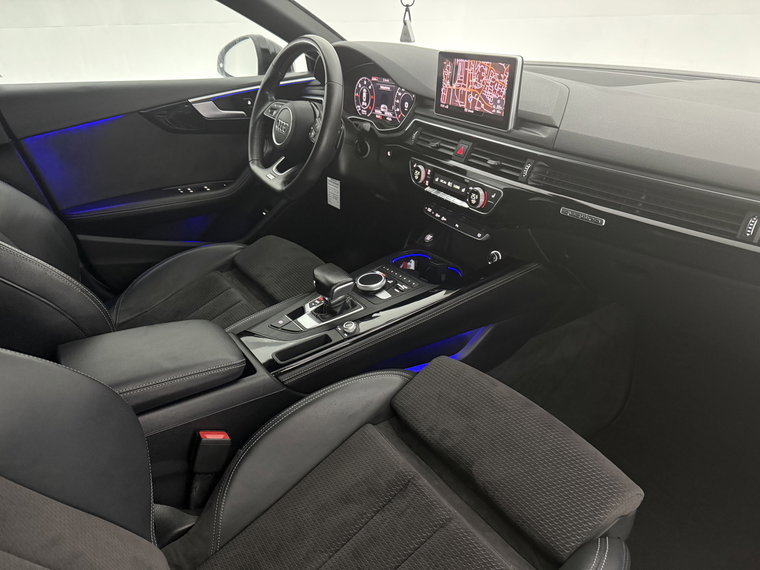 Vehicle Image 41