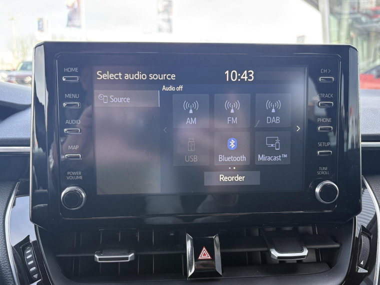 Vehicle Image 16