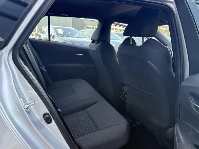 Vehicle Image 18