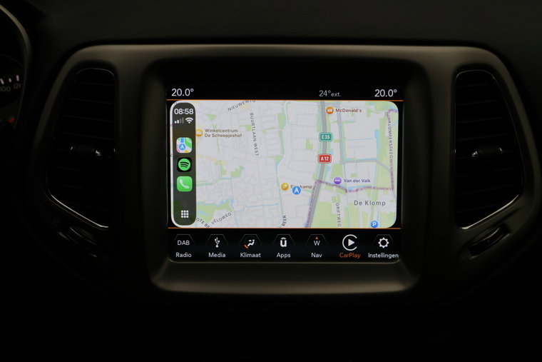 Vehicle Image 36