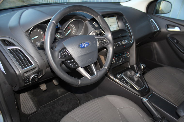 Vehicle Image 36