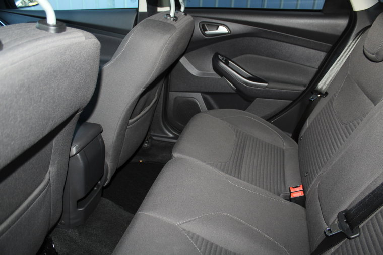 Vehicle Image 38
