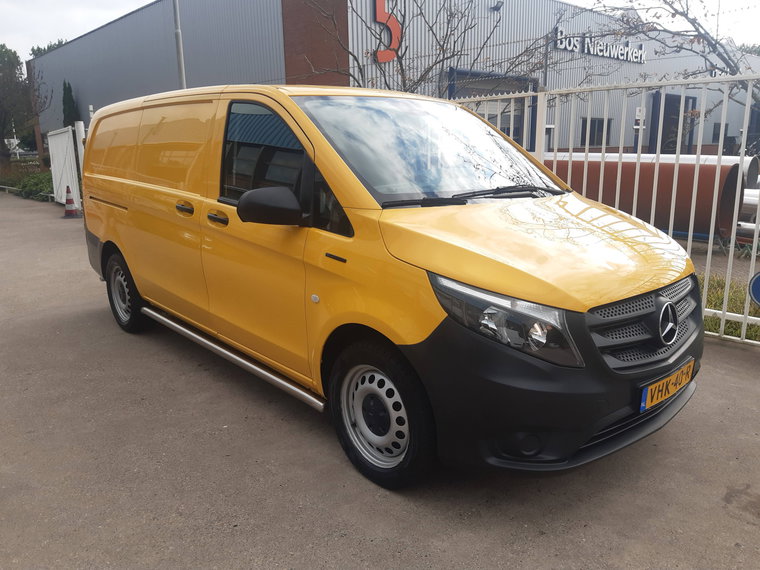 Vehicle Image 28