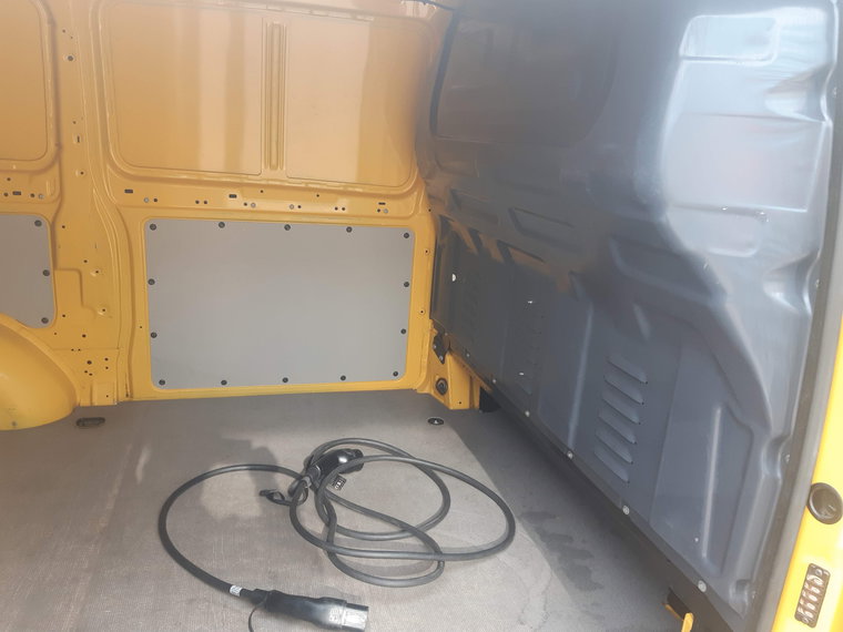 Vehicle Image 31