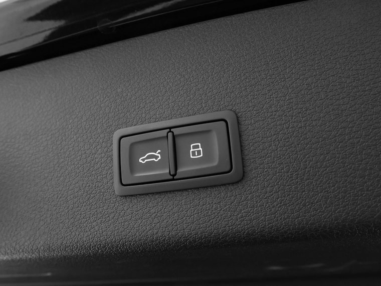 Vehicle Image 27