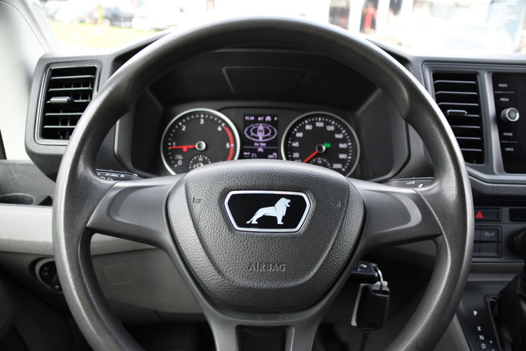 Vehicle Image 14