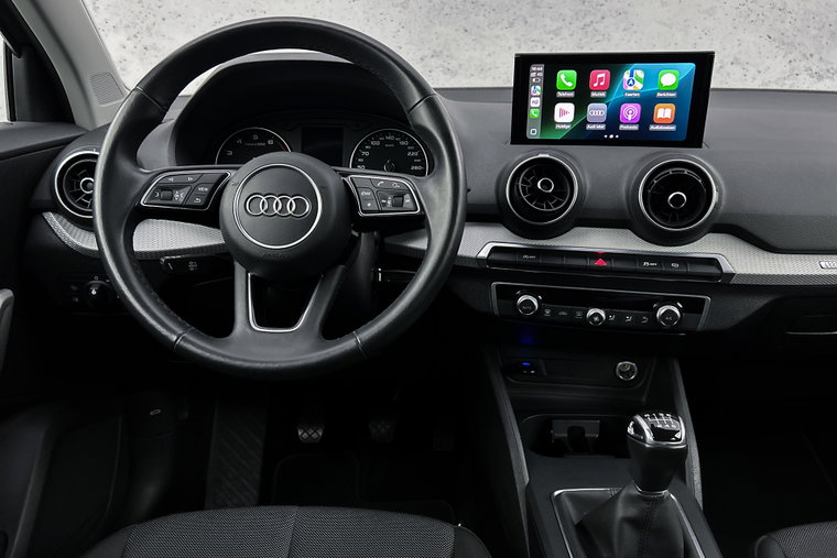 Vehicle Image 12