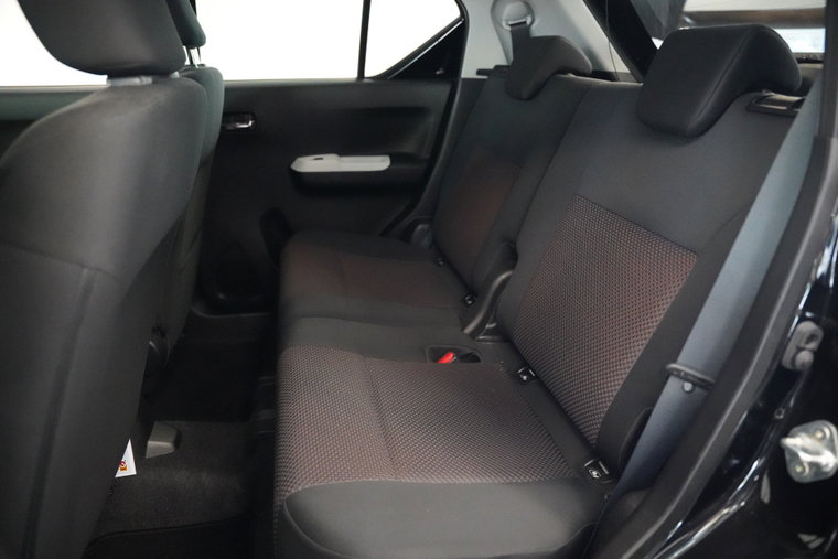 Vehicle Image 21