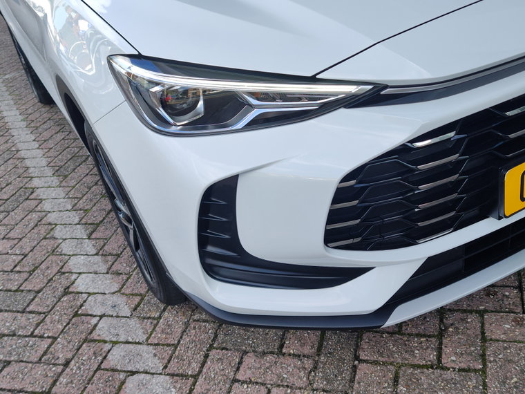 Vehicle Image 38
