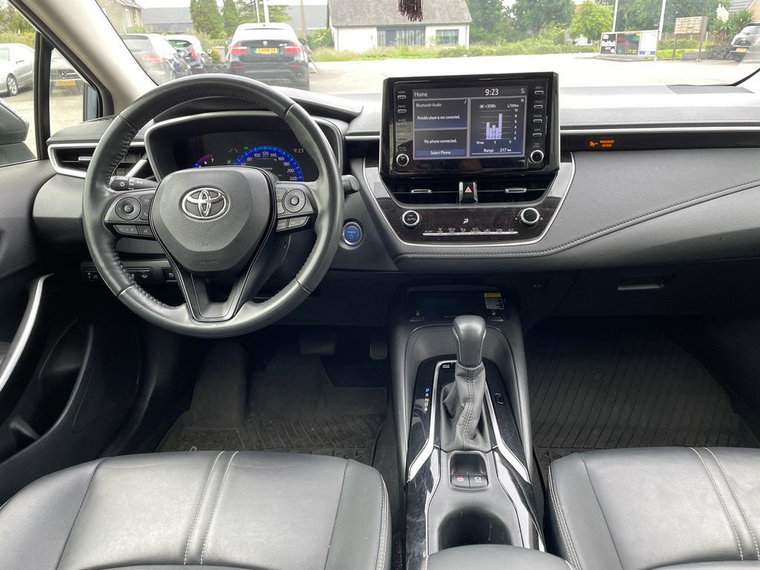 Vehicle Image 10