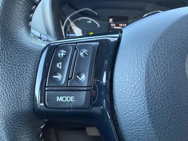 Vehicle Image 17