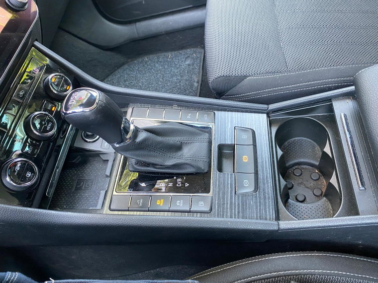 Vehicle Image 29