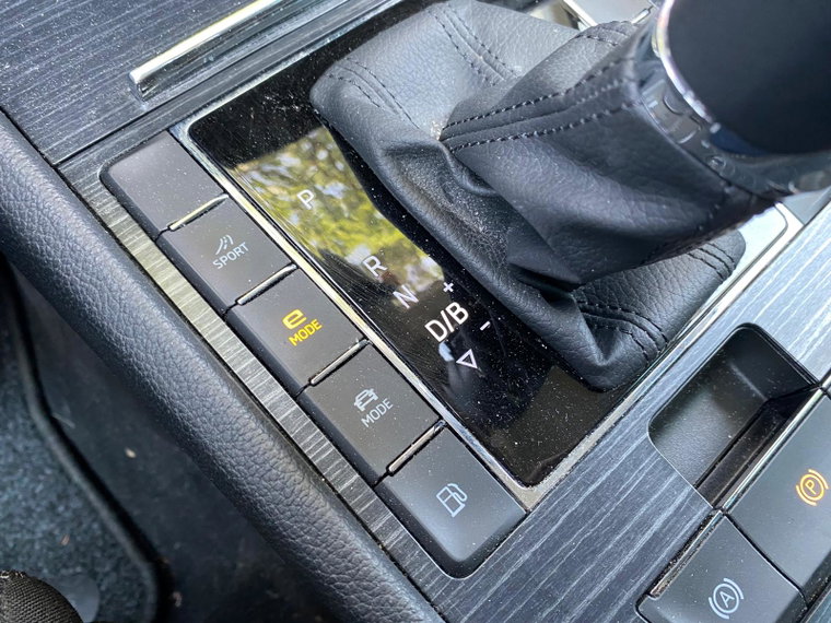 Vehicle Image 30