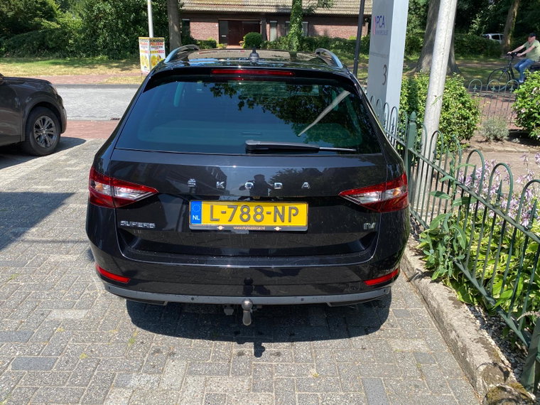 Vehicle Image 43
