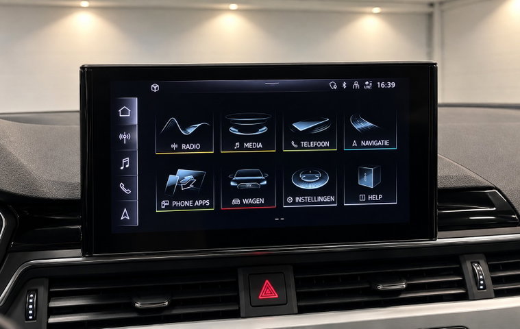 Vehicle Image 15
