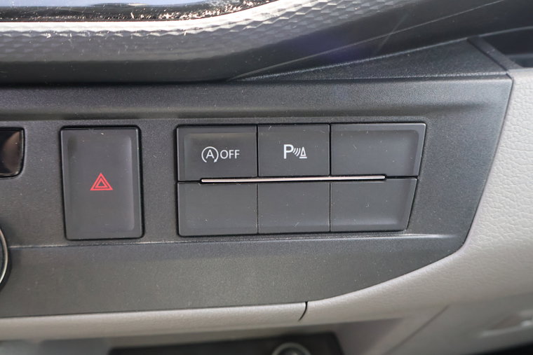Vehicle Image 33