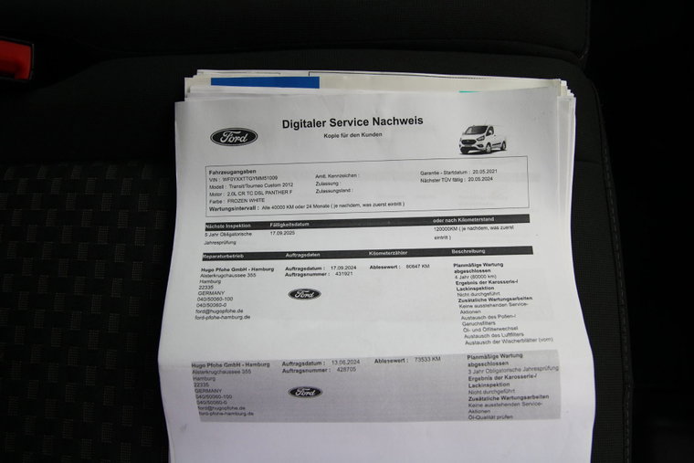Vehicle Image 13