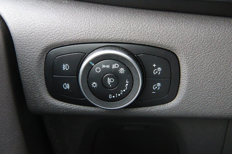 Vehicle Image 24