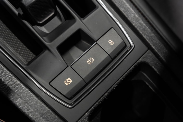 Vehicle Image 28