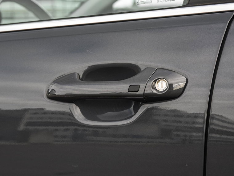 Vehicle Image 39