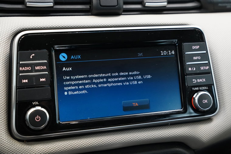 Vehicle Image 15