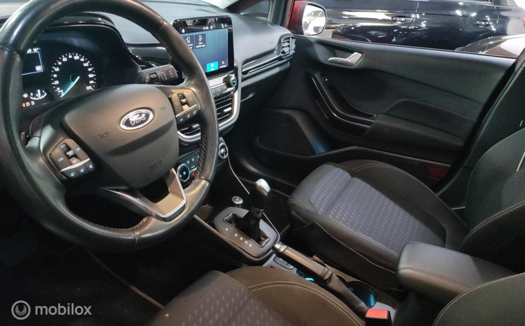 Vehicle Image 15