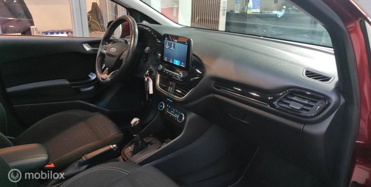 Vehicle Image 24