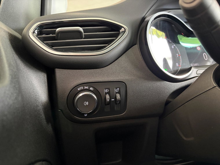 Vehicle Image 24