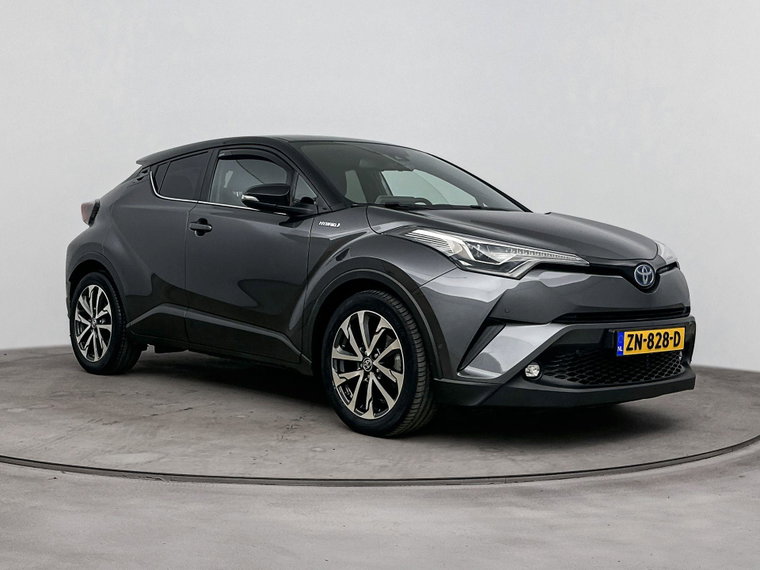 Vehicle Image 6