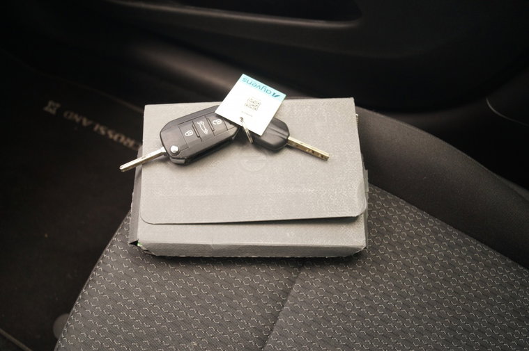 Vehicle Image 22