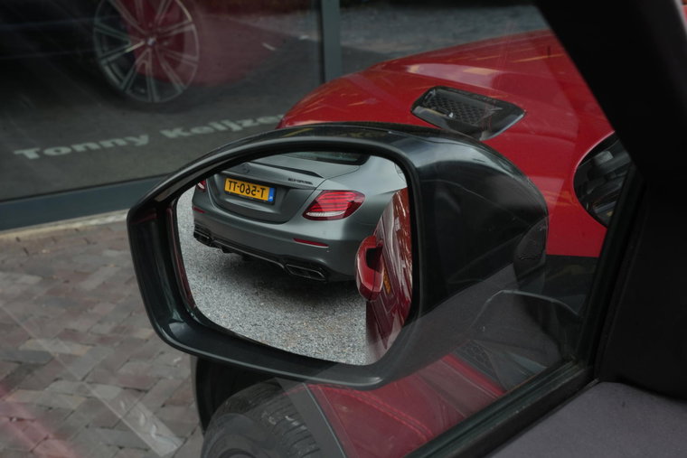 Vehicle Image 38