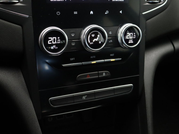Vehicle Image 28