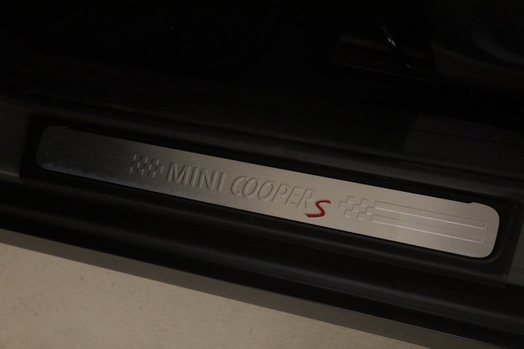 Vehicle Image 36
