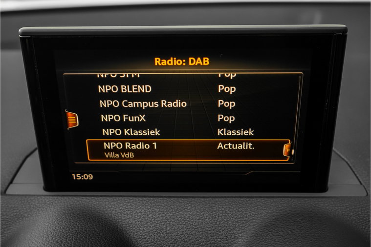 Vehicle Image 23