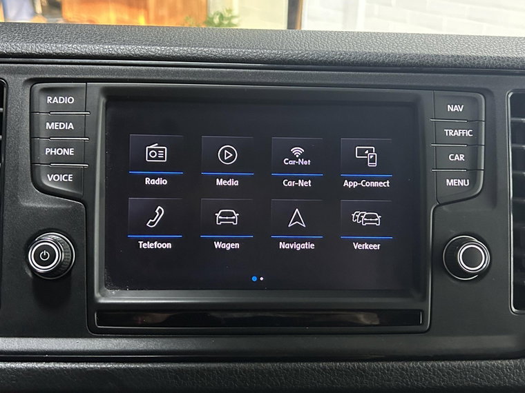 Vehicle Image 32