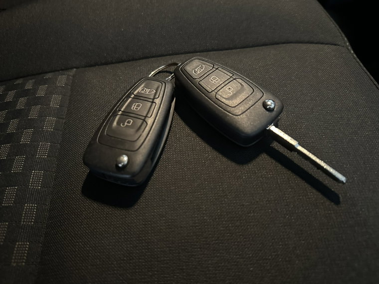 Vehicle Image 19