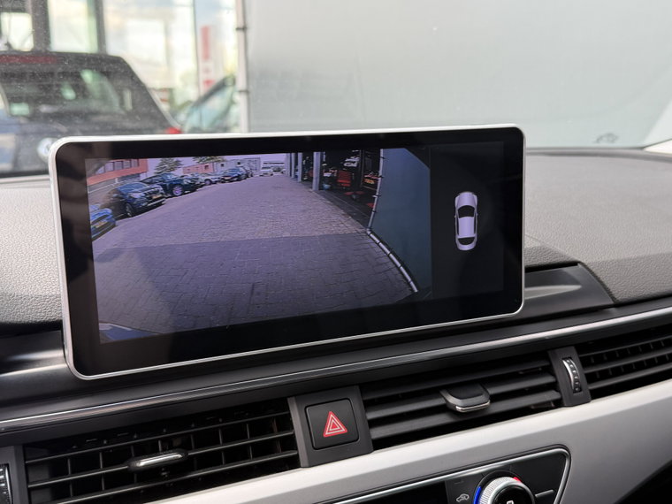 Vehicle Image 22