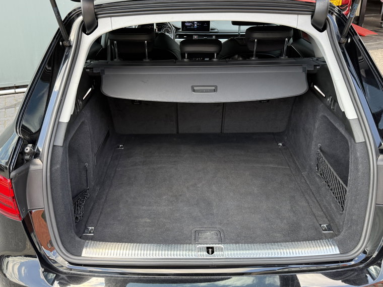 Vehicle Image 23