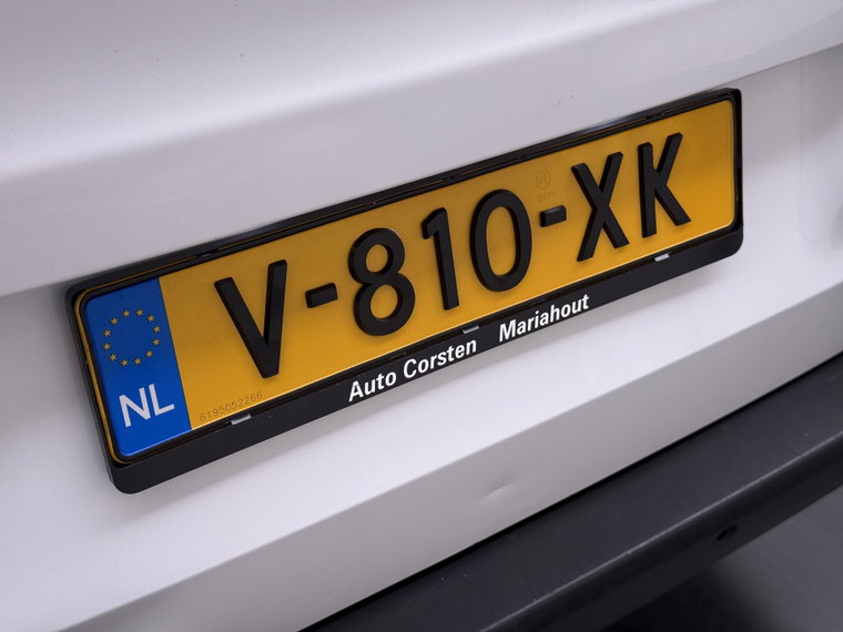 Vehicle Image 38