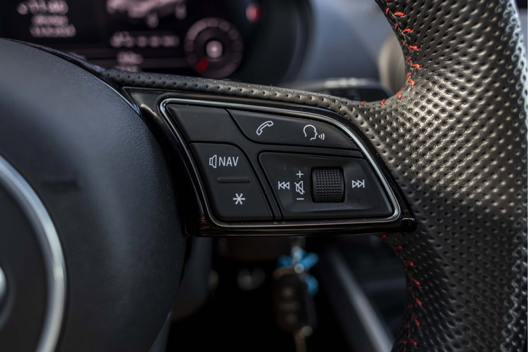 Vehicle Image 35