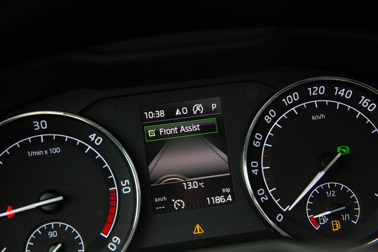 Vehicle Image 12